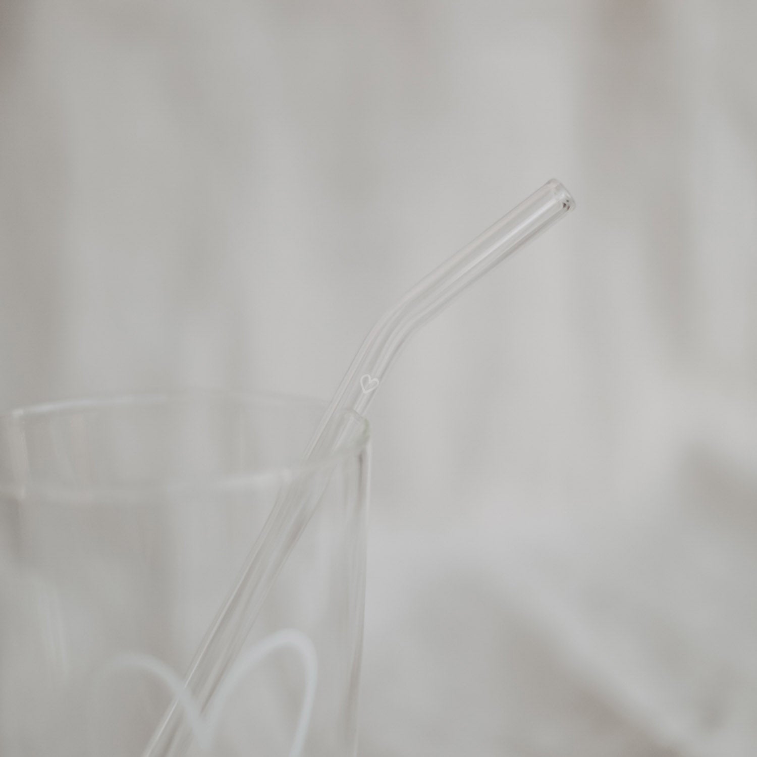 Strohhalme gebogen Herz transparent aus Glas im 4er Set