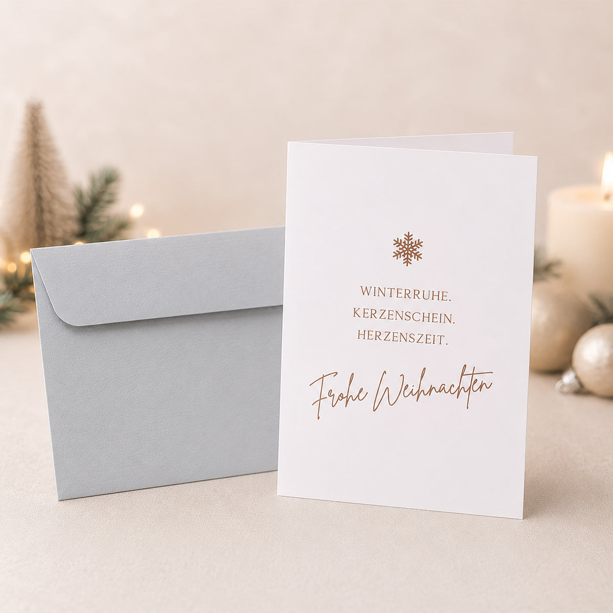 Klappkarte Winterruhe. Kerzenschein. Herzenszeit. - Umschlag Blau