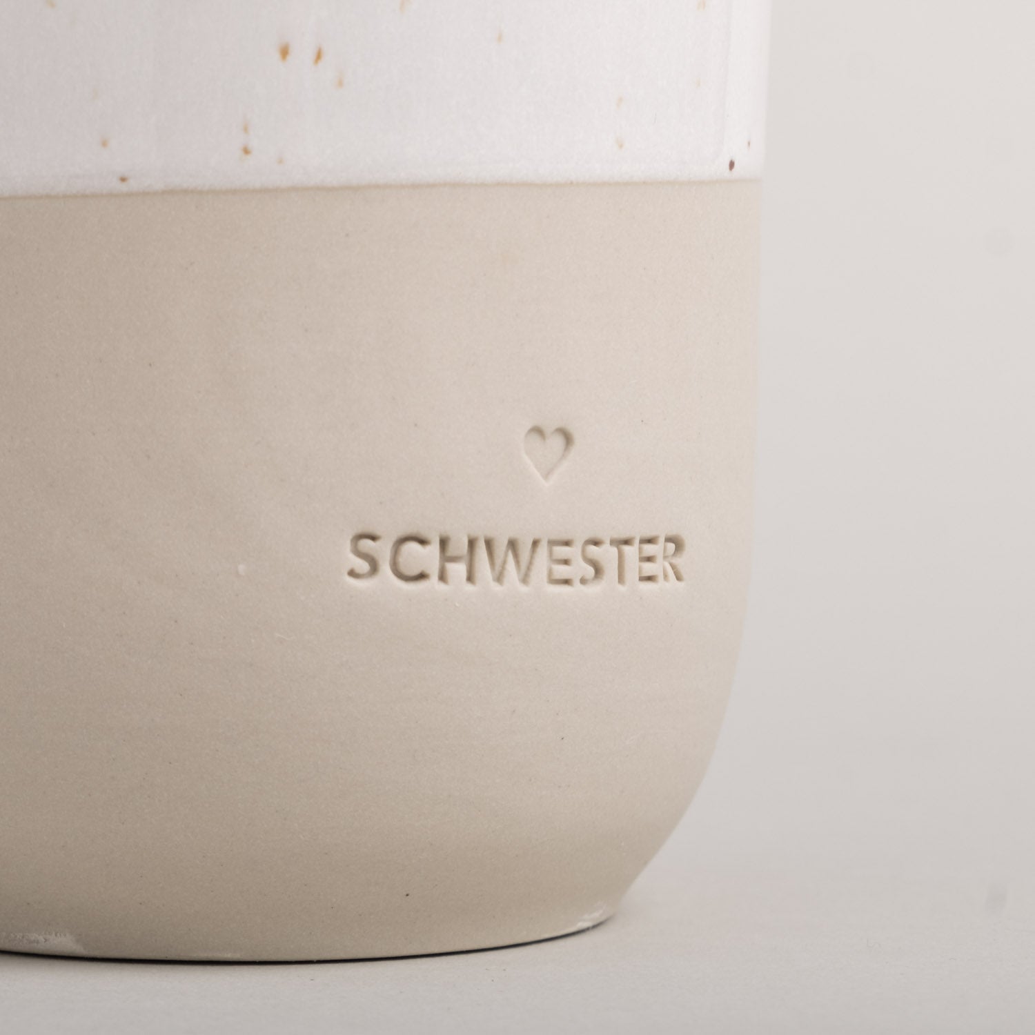 Becher Schwester