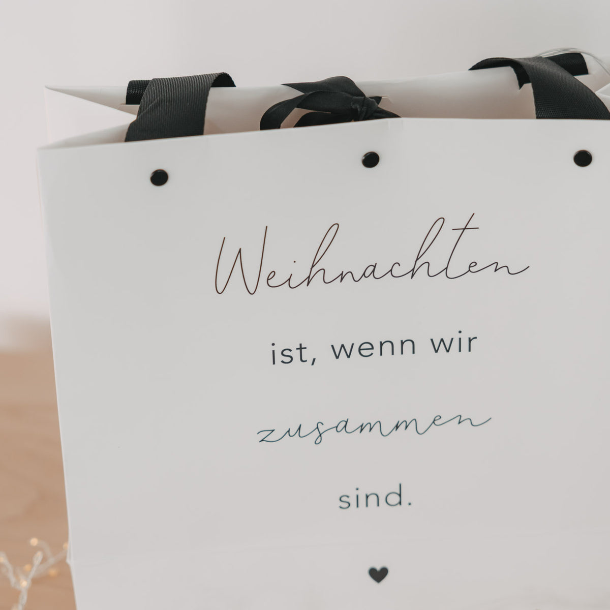 Geschenktüte Weihnachten ist - Medium