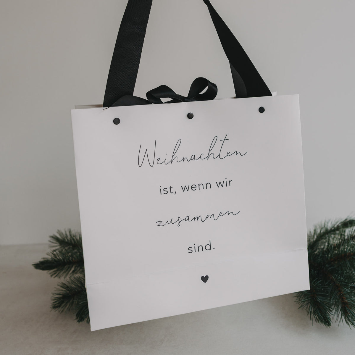 Geschenktüte Weihnachten ist - Medium