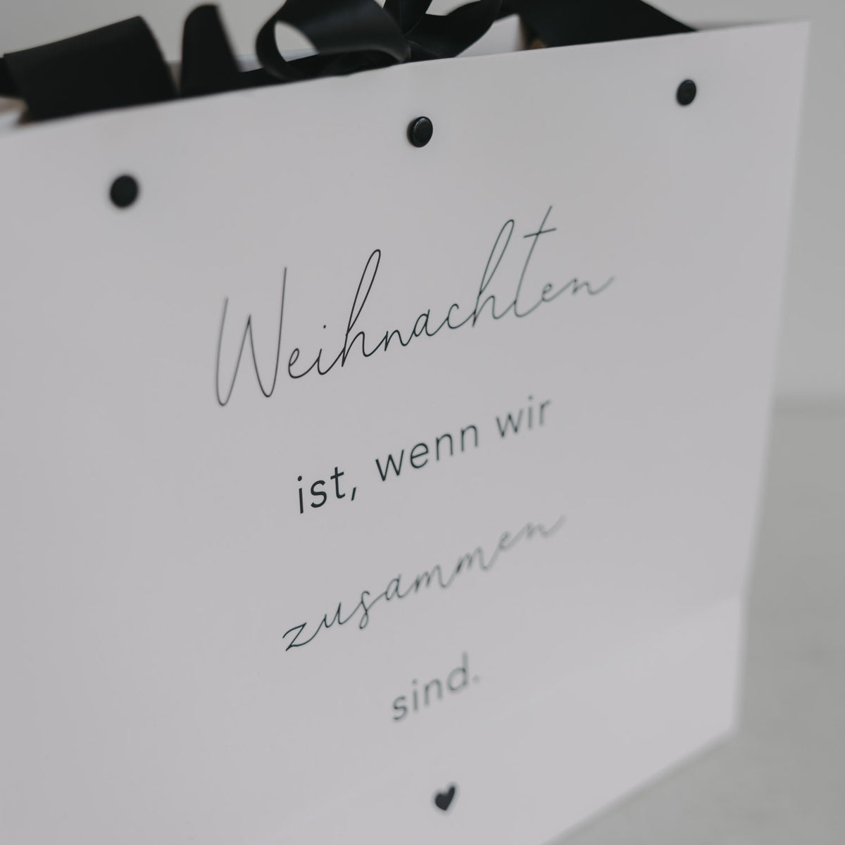 Geschenktüte Weihnachten ist - Medium